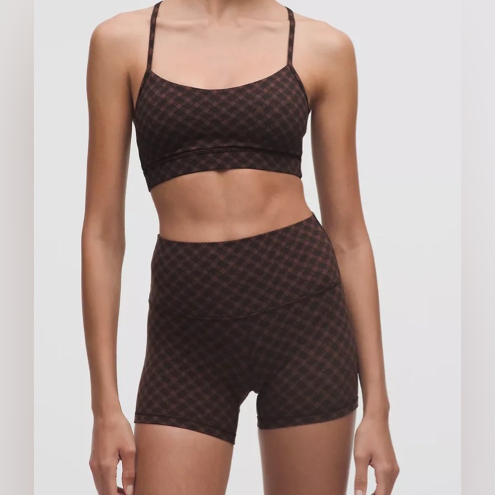 Lululemonw Flow Y Bra Nulu *Light Support, A-C Cups
